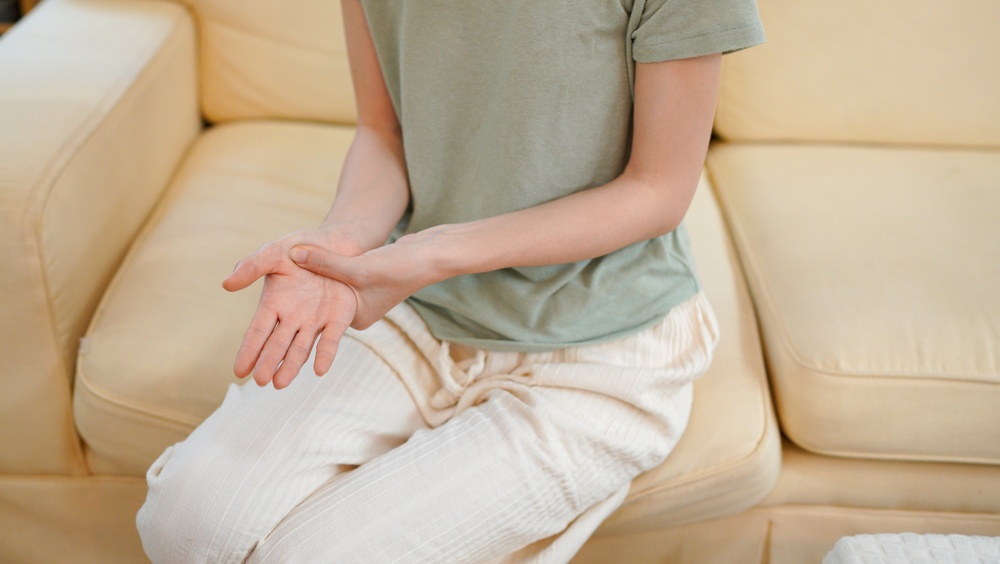 Stem Cell Treatment vs. PRP for Arthritis Pain Near Fairfax, VA, and How to Know Which One Makes Sense for You
